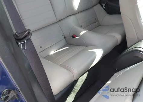 2014 Ford Mustang V6 Premium z USA, uszkodzony, nr VIN 1ZVBP8AM2E5230876